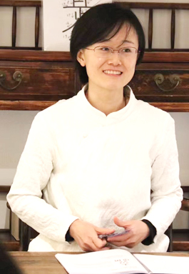 蜂读feng还是fong 蜜蜂的蜂读feng还是fong